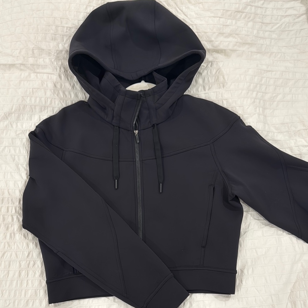 Lululemon Black Full-Zip Cropped Hoodie